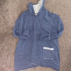 Women’s blue sweatshirt. Size medium